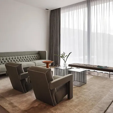 Roomers Baden-baden, Autograph Collection 5*