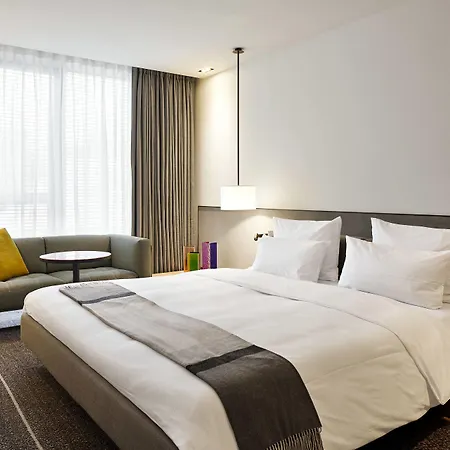 ルーマーズ バーデンバーデン オートグラフ コレクション ホテル