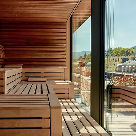 Roomers Baden-baden, Autograph Collection