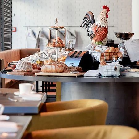 Roomers Baden-baden, Autograph Collection Szálloda 5*