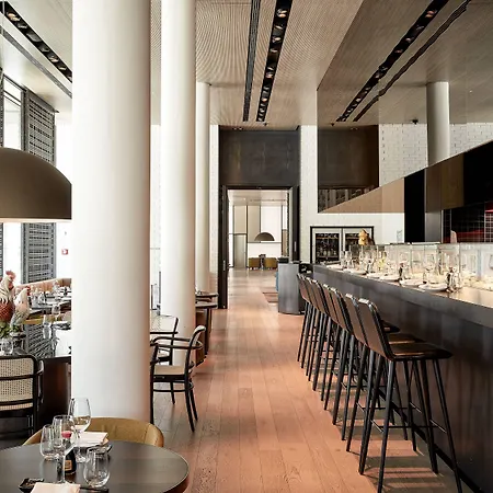 Roomers Baden-baden, Autograph Collection