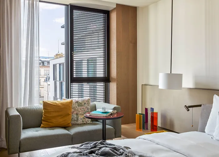 Roomers Baden-baden, Autograph Collection